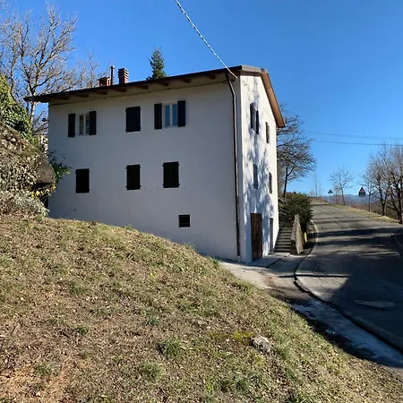 Lägenhet Casa Val Di Sasso